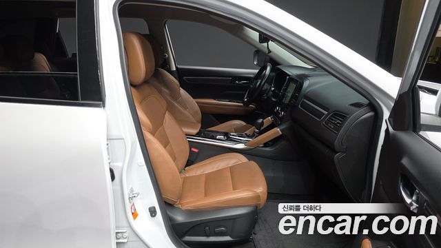 Renault Korea QM6 2.0 LPe RE Signature 2WD 2022 — фото 15