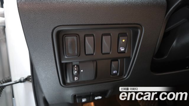 Renault Korea QM6 2.0 LPe RE Signature 2WD 2022 — фото 22