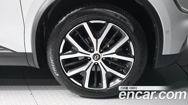 Renault Korea QM6 2.0 LPe RE Signature 2WD 2022 — фото 27