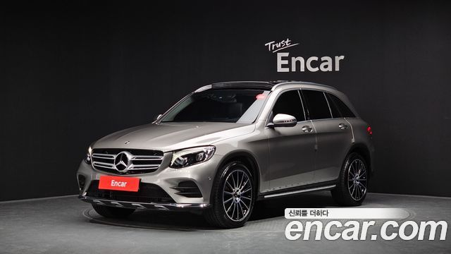 Mercedes-Benz GLC-Class (X253) GLC300 4MATIC AMG Line 2019 — фото 1