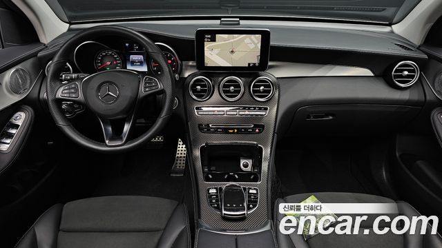 Mercedes-Benz GLC-Class (X253) GLC300 4MATIC AMG Line 2019 — фото 7