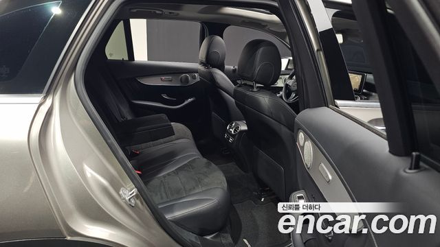 Mercedes-Benz GLC-Class (X253) GLC300 4MATIC AMG Line 2019 — фото 11