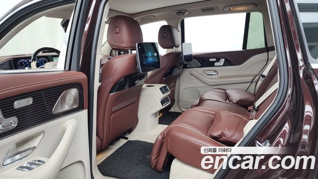 Mercedes-Benz GLS-Class (X167) Maybach GLS600 4MATIC Manufakur 2023 — фото 26