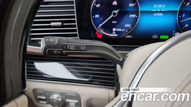 Mercedes-Benz GLS-Class (X167) Maybach GLS600 4MATIC Manufakur 2023 — фото 29