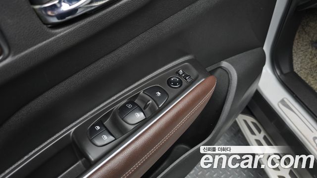 Renault Korea QM6 2.0 LPe RE Signature 2WD 2020 — фото 15