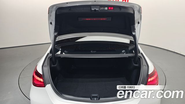 Mercedes-Benz C-Class (W206) C200 AMG Line 2024 — фото 18