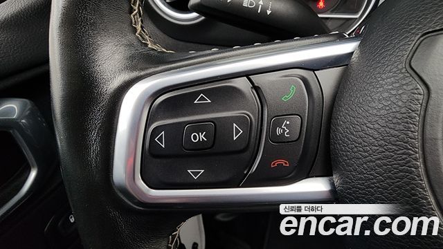 Jeep Wrangler (JL) 2.0 Overland Power Top 4Door 2020 — фото 16