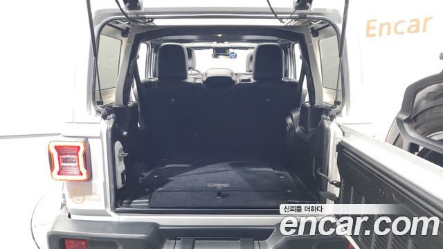 Jeep Wrangler (JL) 2.0 Overland Power Top 4Door 2020 — фото 18