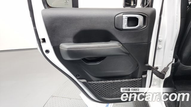 Jeep Wrangler (JL) 2.0 Overland Power Top 4Door 2020 — фото 25