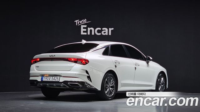 Kia K5 (III) 2.0 Prestige 2022 — фото 2