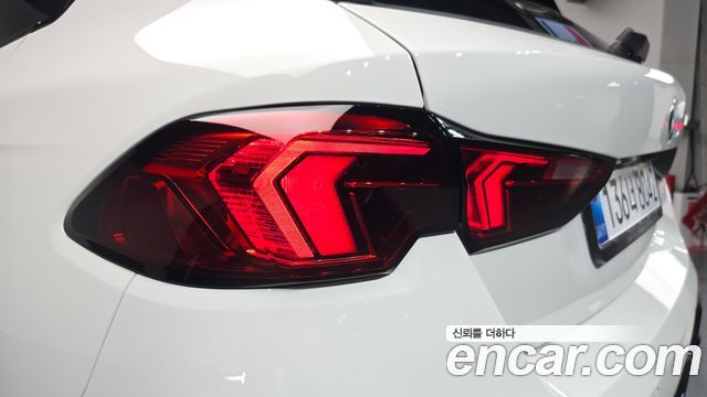 BMW 1 Series (F70) M135 xDrive 2025 — фото 23