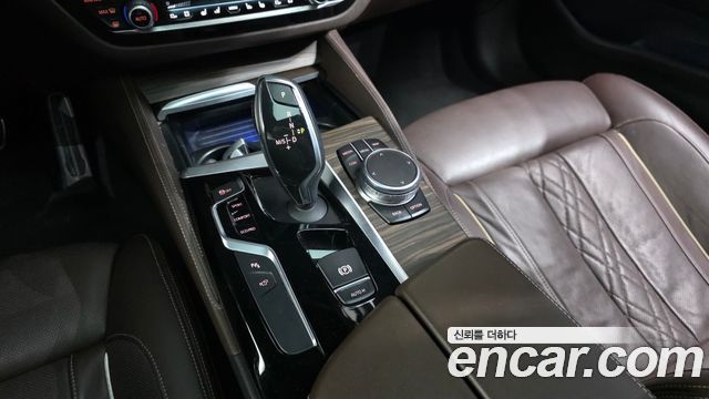 BMW 5 Series (G30) 530i M Sport Package Plus 2017 — фото 9