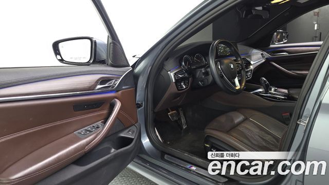BMW 5 Series (G30) 530i M Sport Package Plus 2017 — фото 10