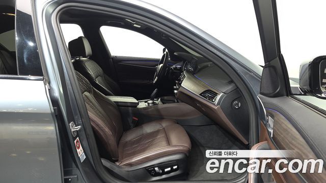 BMW 5 Series (G30) 530i M Sport Package Plus 2017 — фото 11