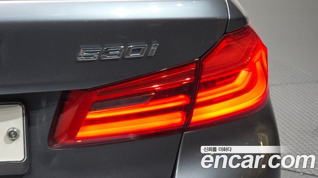 BMW 5 Series (G30) 530i M Sport Package Plus 2017 — фото 23