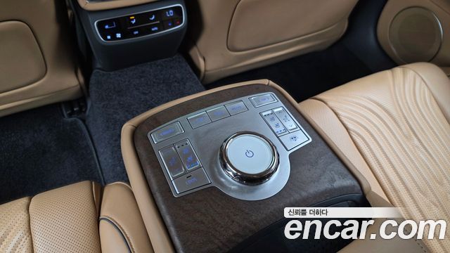 Genesis G80 (RG3) Gasoline 3.5 Turbo AWD 2023 — фото 19