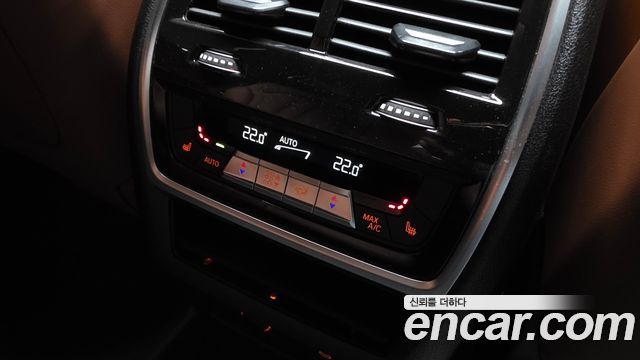 BMW X7 (G07) xDrive 40i Design Pure Excellence 7-Seater 2025 — фото 18