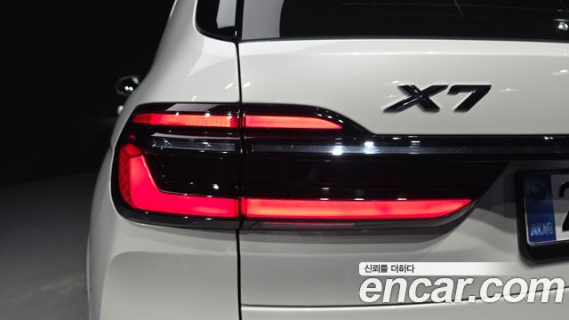 BMW X7 (G07) xDrive 40i Design Pure Excellence 7-Seater 2025 — фото 23