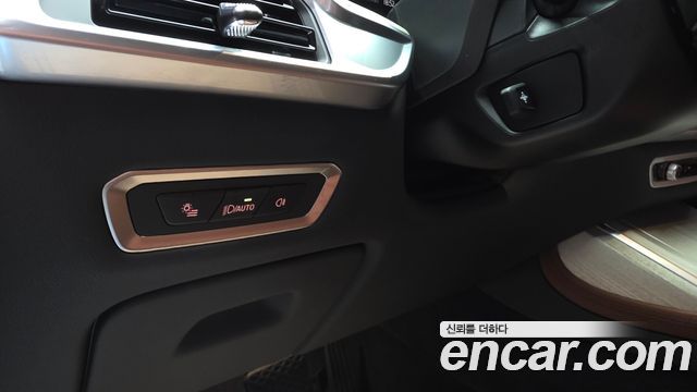 BMW X7 (G07) xDrive 40i Design Pure Excellence 7-Seater 2025 — фото 34