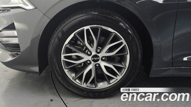 Kia K5 (III) 2.0 Prestige 2022 — фото 5