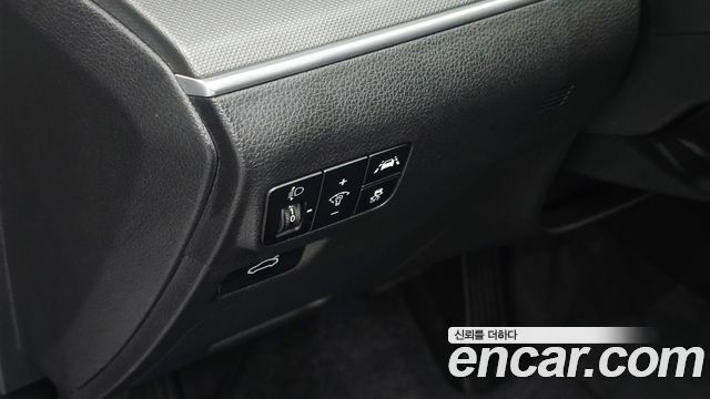 Kia K5 (III) 2.0 Prestige 2022 — фото 19