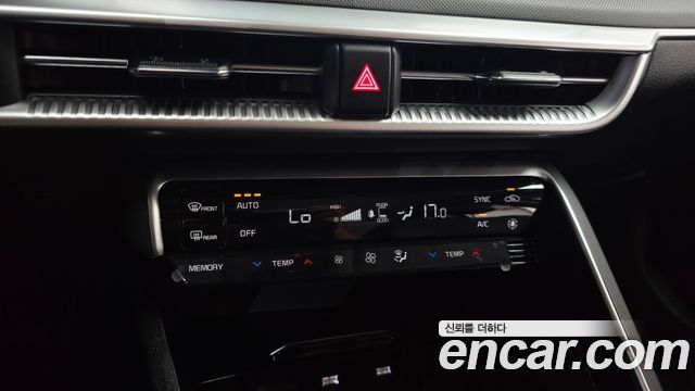 Kia K5 (III) 2.0 Prestige 2022 — фото 30
