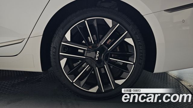 Kia K8 Hybrid Signature 2025 — фото 21