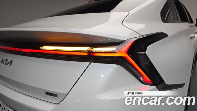 Kia K8 Hybrid Signature 2025 — фото 23