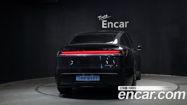 Tesla Model Y Long Range AWD 2025 — фото 4