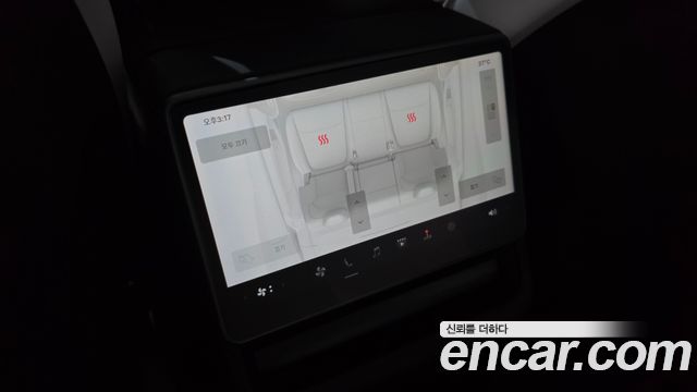 Tesla Model Y Long Range AWD 2025 — фото 28
