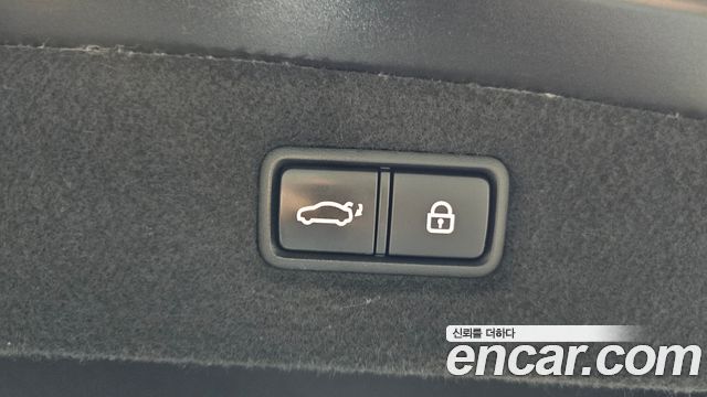 Genesis G90 3.8 AWD Premium Luxury 2019 — фото 17