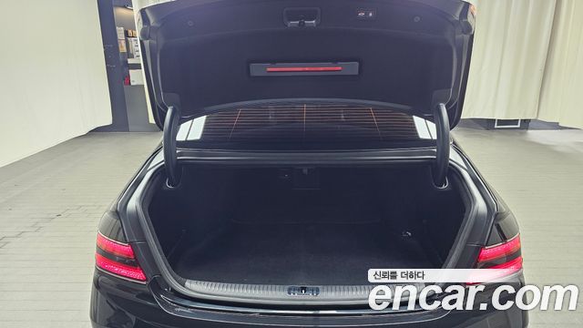 Genesis G90 3.8 AWD Premium Luxury 2019 — фото 18