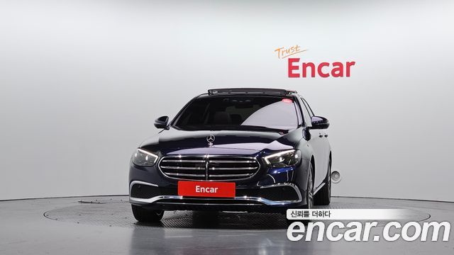 Mercedes-Benz E-Class (W213) E300e 4MATIC Exclusive 2023 — фото 3