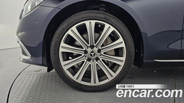 Mercedes-Benz E-Class (W213) E300e 4MATIC Exclusive 2023 — фото 5