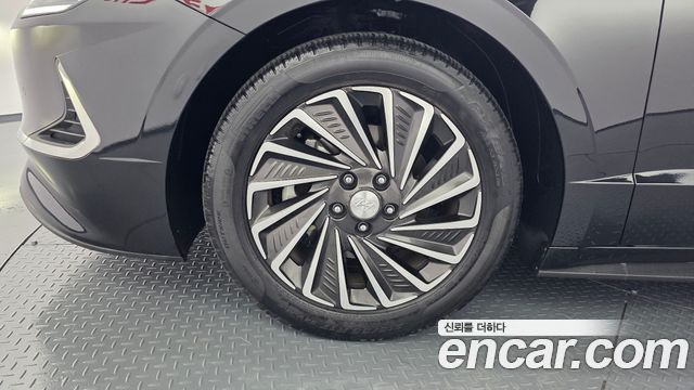 Hyundai Sonata Hybrid (DN8) Premium Plus 2022 — фото 5