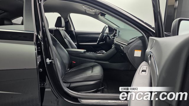 Hyundai Sonata Hybrid (DN8) Premium Plus 2022 — фото 32