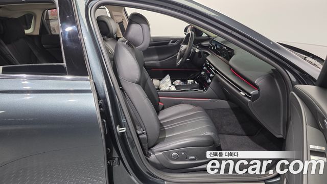 Genesis G80 (RG3) Gasoline 3.5 Turbo AWD 2025 — фото 12