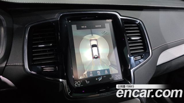 Volvo XC90 (II) T8 R-Design Hybrid 2021 — фото 19