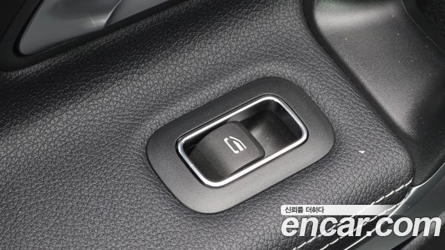 Mercedes-Benz A-Class (W177) A220 Hatchback 2021 — фото 20
