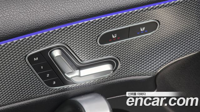 Mercedes-Benz A-Class (W177) A220 Hatchback 2021 — фото 27