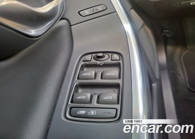 Volvo S60 D2 2nd 2015 — фото 8