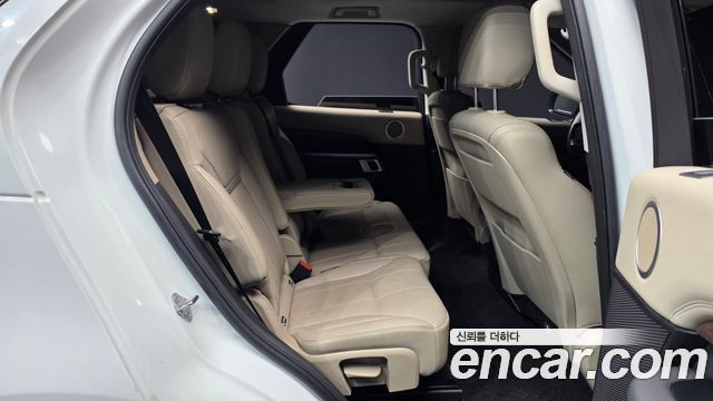 Land Rover Discovery 5 3.0 TD6 HSE 2018 — фото 12