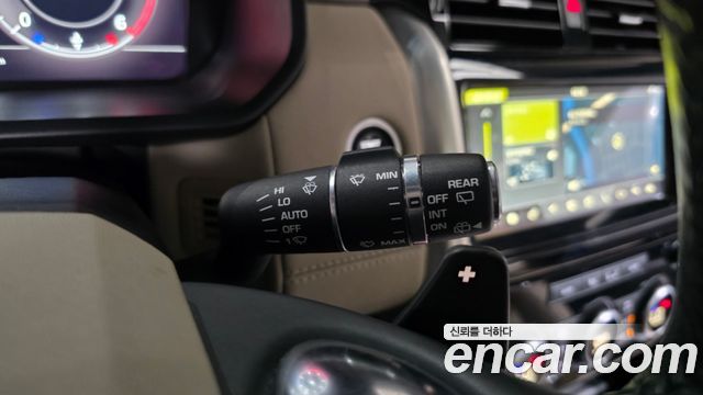 Land Rover Discovery 5 3.0 TD6 HSE 2018 — фото 35