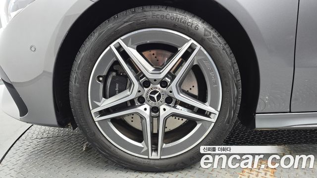 Mercedes-Benz CLA-Class (C118) CLA250 4MATIC 2024 — фото 5