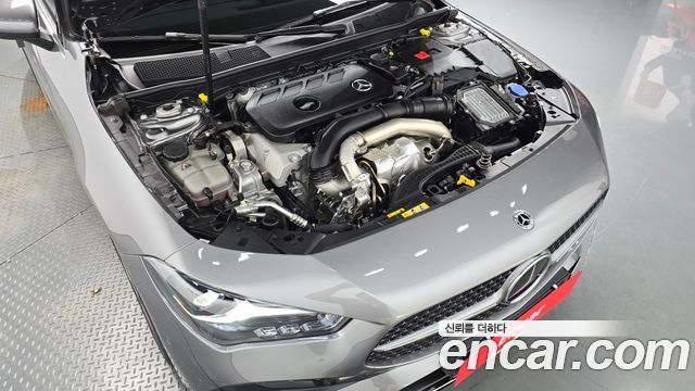 Mercedes-Benz CLA-Class (C118) CLA250 4MATIC 2024 — фото 6