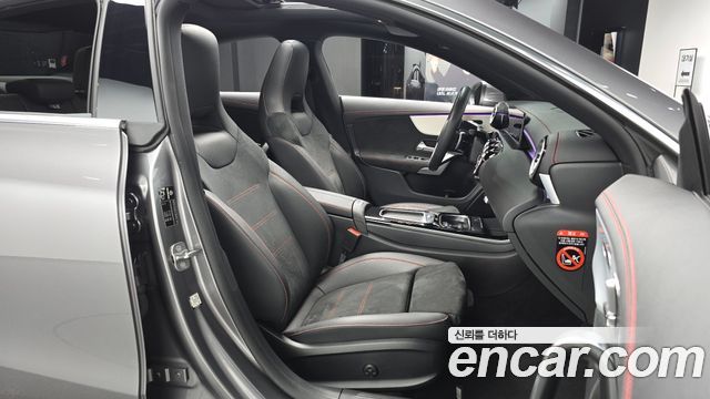 Mercedes-Benz CLA-Class (C118) CLA250 4MATIC 2024 — фото 11