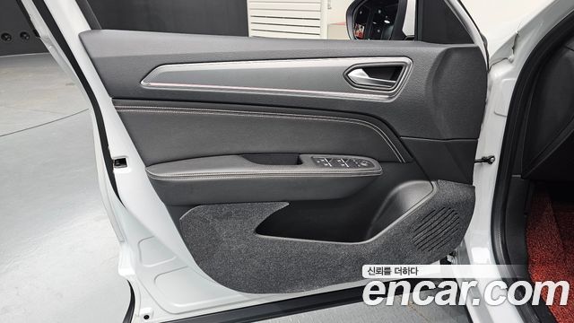 Renault Korea XM3 1.3 TCe RE Signature 2023 — фото 24