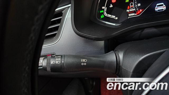 Renault Korea XM3 1.3 TCe RE Signature 2023 — фото 30