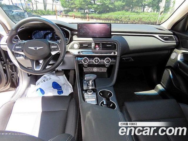 Genesis G70 Shooting Brake Gasoline 2.0T 2WD 2023 — фото 7
