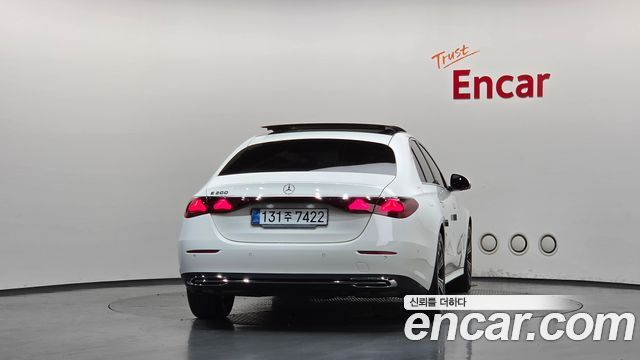 Mercedes-Benz E-Class (W214) E200 Avantgarde 2025 — фото 4